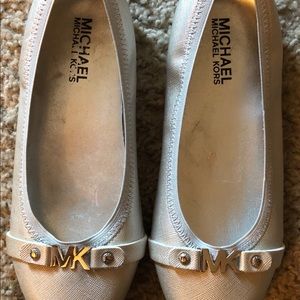 Michael Kors Women’s Ballet Flats Size 2 Silver